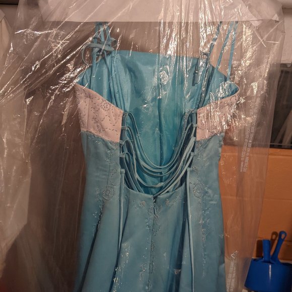 Blue and white prom dress - Picture 3 of 12